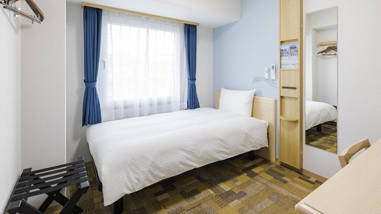Toyoko Inn Osaka Namba Экстерьер фото